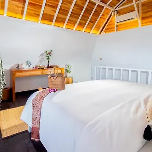 4* Hotel Canvas Escape
