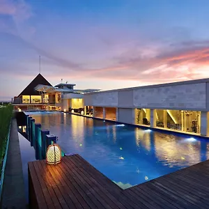 Mega Boutique Hotel Kuta (Bali)